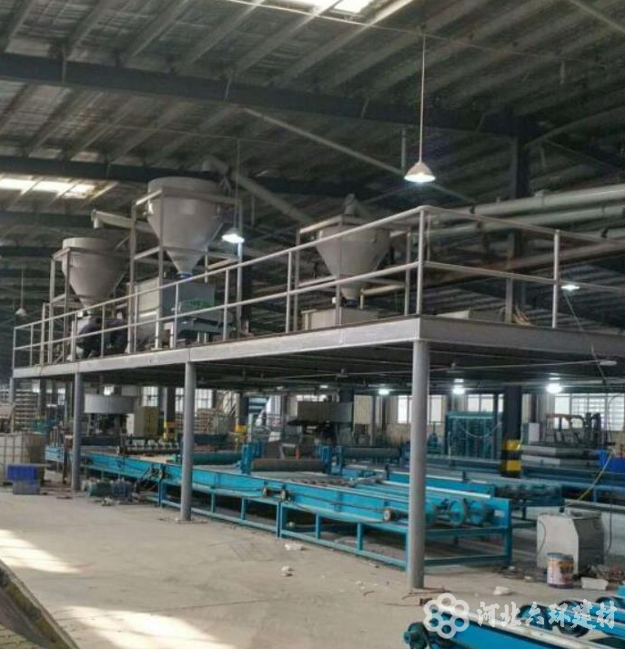 多槽加強型外置保溫結構一體板生產廠家車間